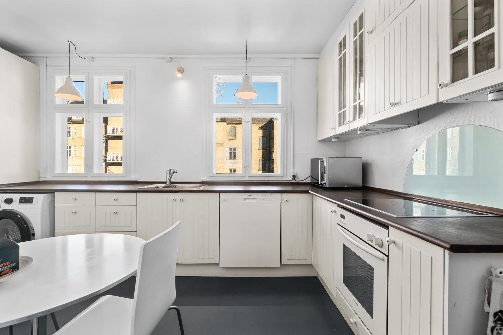 Rooms In Quiet White Villa Apartment Hortensiavej 8 On Frederiksberg C Copenhaga Exterior foto